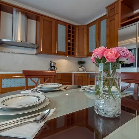 アパート Solis *