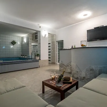 Solis アパート *