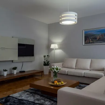 Apartman Solis